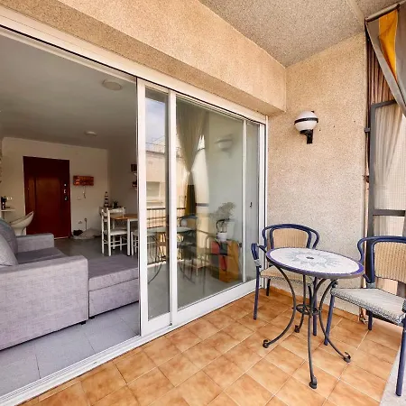 Acogedor Y Centrico A 1' De La Playa Apartmán Roses