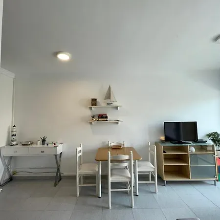 Acogedor Y Centrico A 1' De La Playa Apartmán